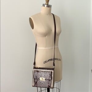 Brahmin | Mimosa Crossbody Bag in Stone Carlisle